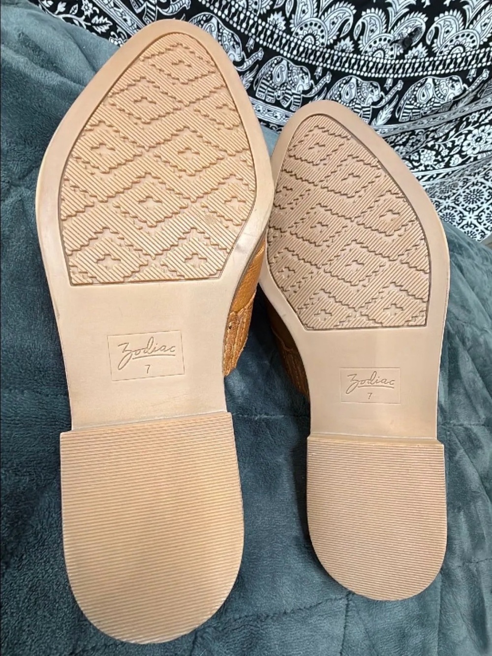 Zodiac Woven Leather Slide Mule - Tan - Picture 5 of 6